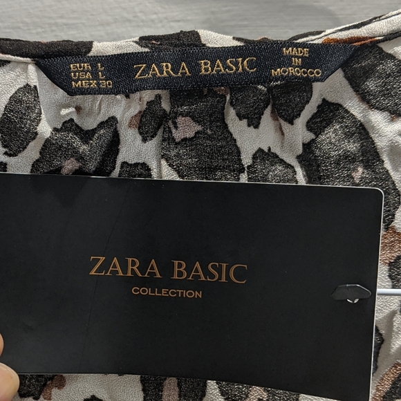 Zara ruffle neck blouse - Picture 3 of 3